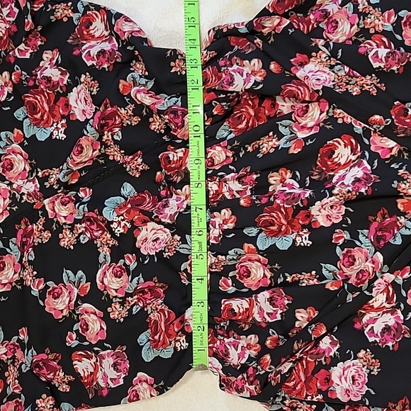 Cold shoulder halter dress - NWOT - Picture 9 of 13